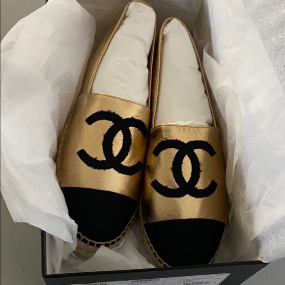 Chanel gold and black espadrilles NWB size 39 - Picture 3 of 10